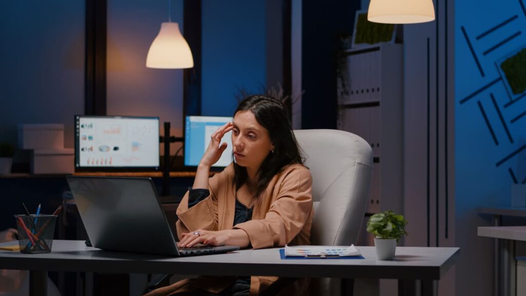 Am I Entitled to Overtime If I’m Paid a Salary in California?